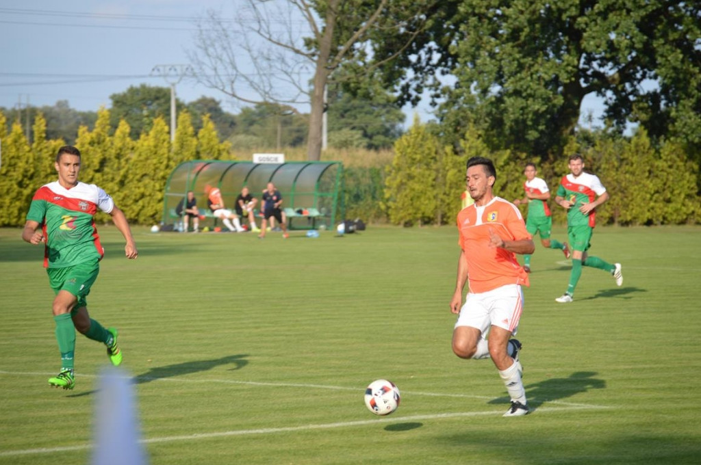 Stal Brzeg wygrywa i jest liderem ! (Relacja z meczu)