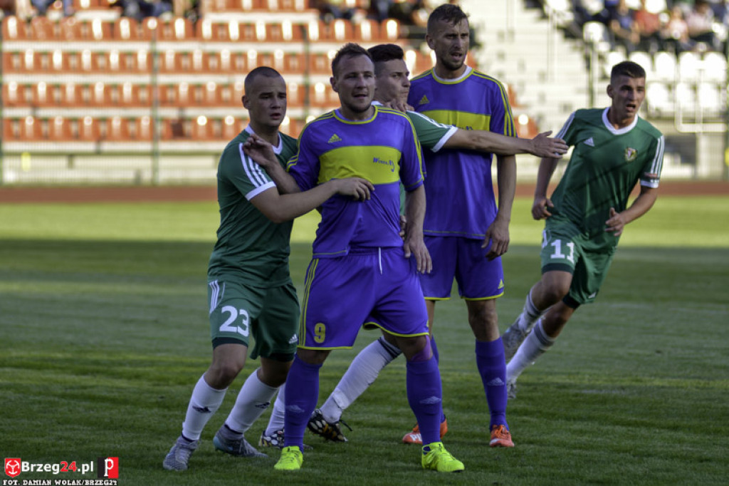 Bezbramkowy remis Stali Brzeg z rezerwami Śląska Wrocław [relacja i galeria]