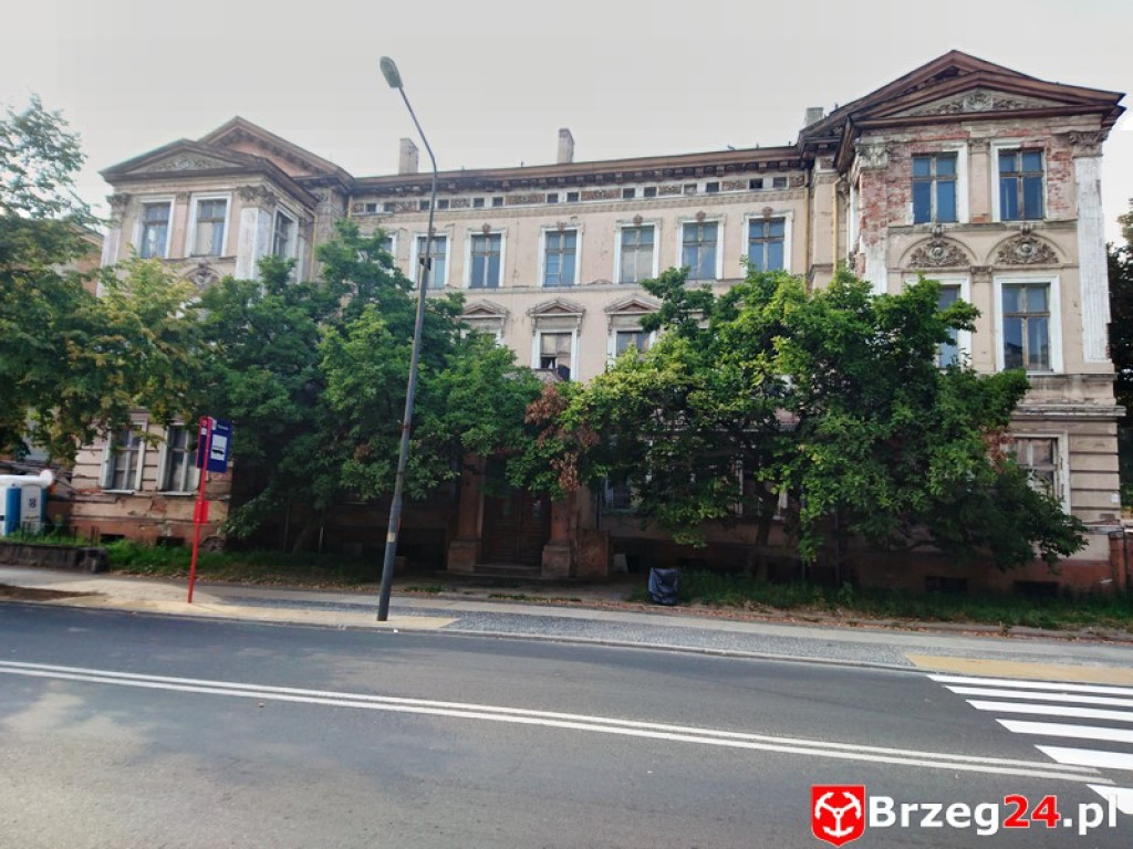 Monitoring zabytków w Powiecie Brzeskim - sposób na niszczejące zabytki?