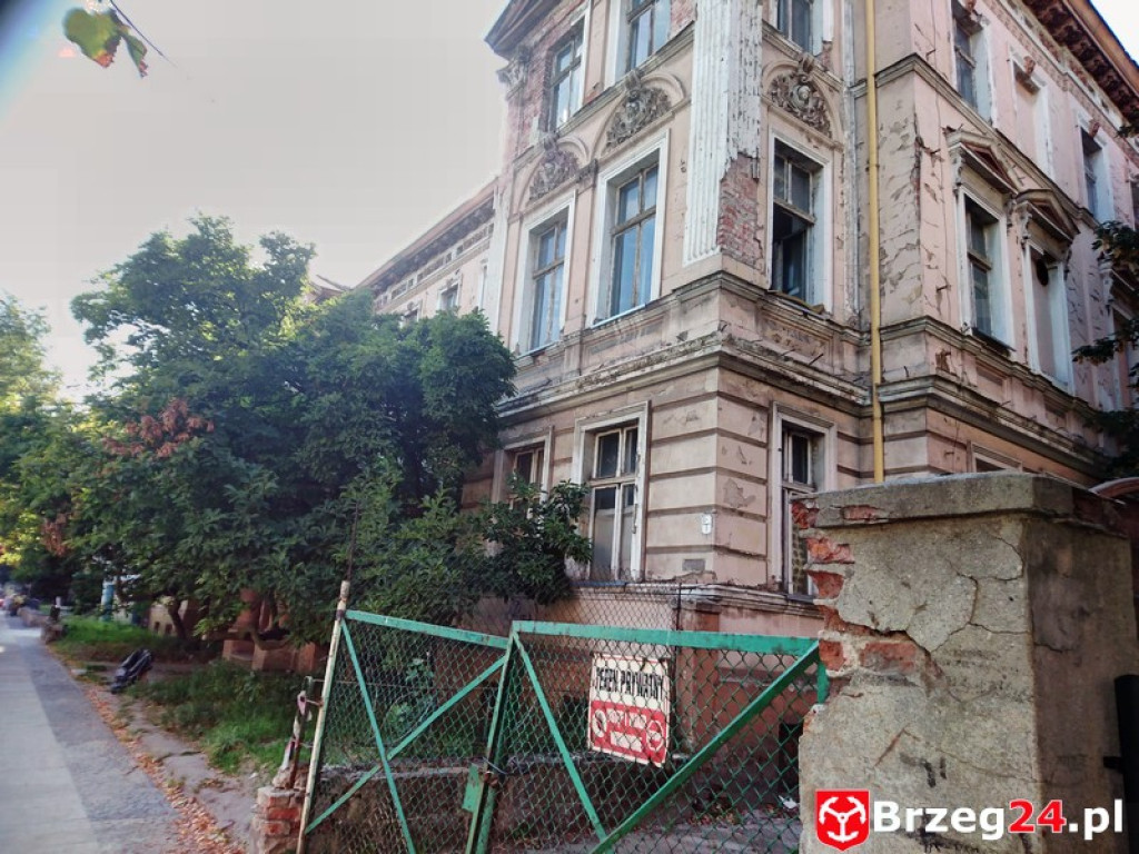 Monitoring zabytków w Powiecie Brzeskim - sposób na niszczejące zabytki?