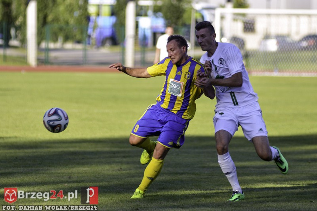 Stal Brzeg niepokonana ! Stal - Falubaz 2:0 (0:0) [relacja, foto]