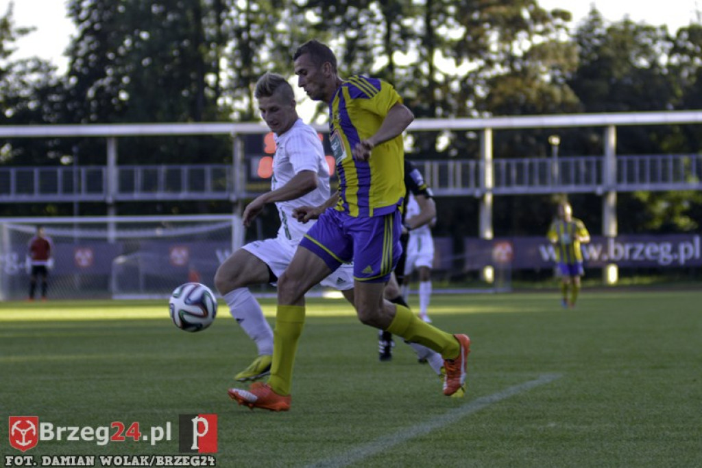 Stal Brzeg niepokonana ! Stal - Falubaz 2:0 (0:0) [relacja, foto]