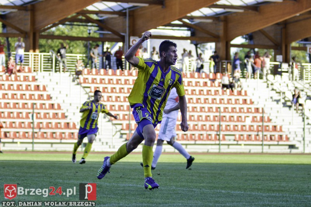 Stal Brzeg niepokonana ! Stal - Falubaz 2:0 (0:0) [relacja, foto]