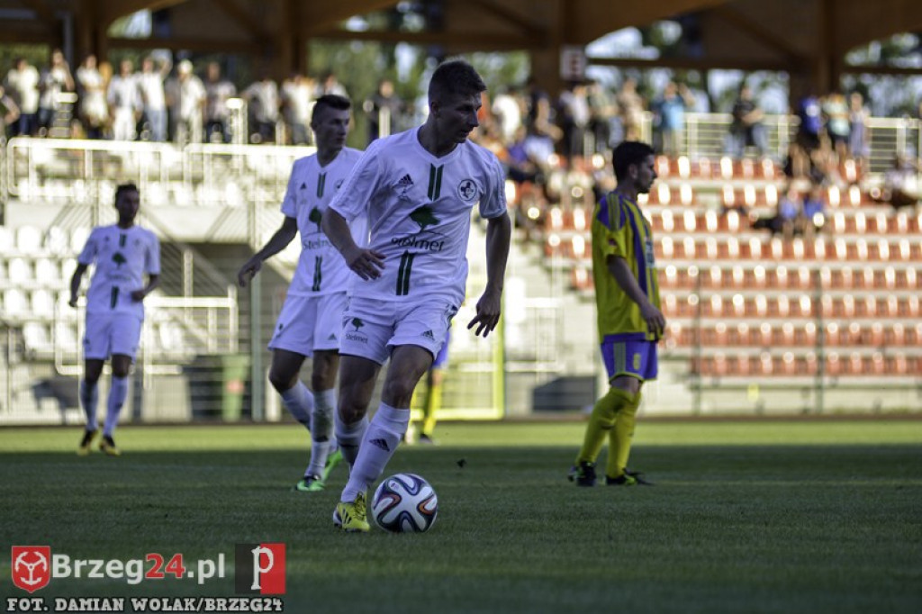 Stal Brzeg niepokonana ! Stal - Falubaz 2:0 (0:0) [relacja, foto]