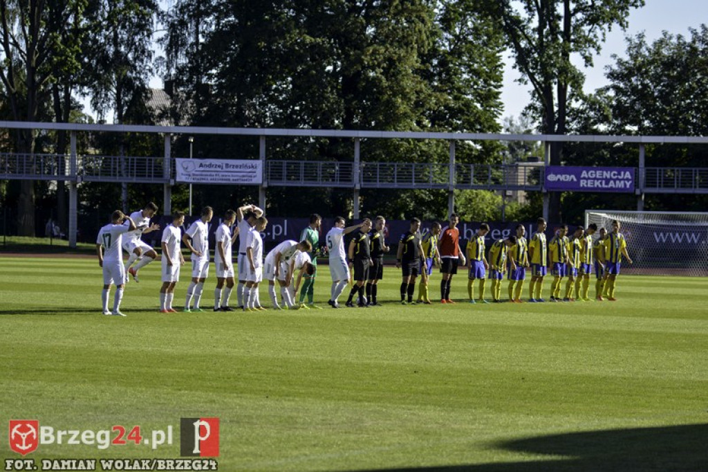 Stal Brzeg niepokonana ! Stal - Falubaz 2:0 (0:0) [relacja, foto]