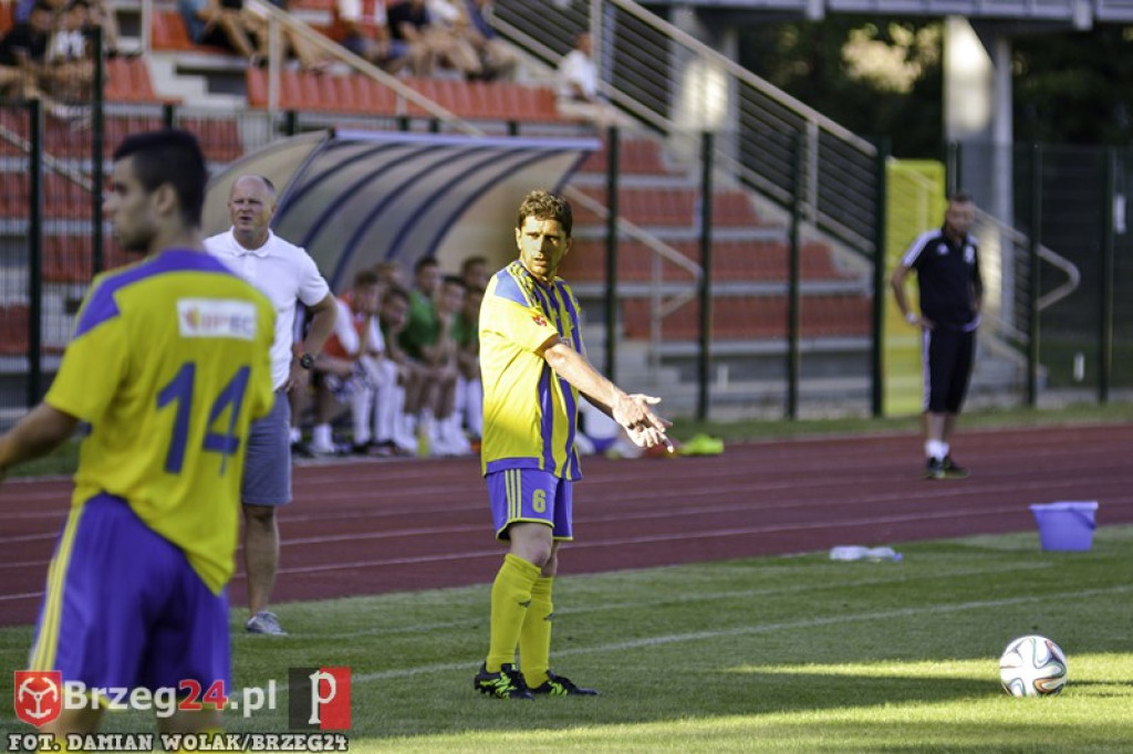 Stal Brzeg niepokonana ! Stal - Falubaz 2:0 (0:0) [relacja, foto]