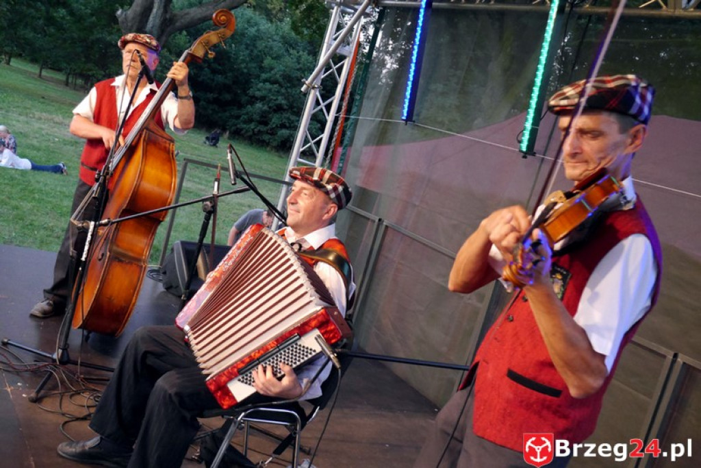 Zakończenie wakacji w Brzegu - Wielkie Grillowanie za nami [FOTORELACJA]