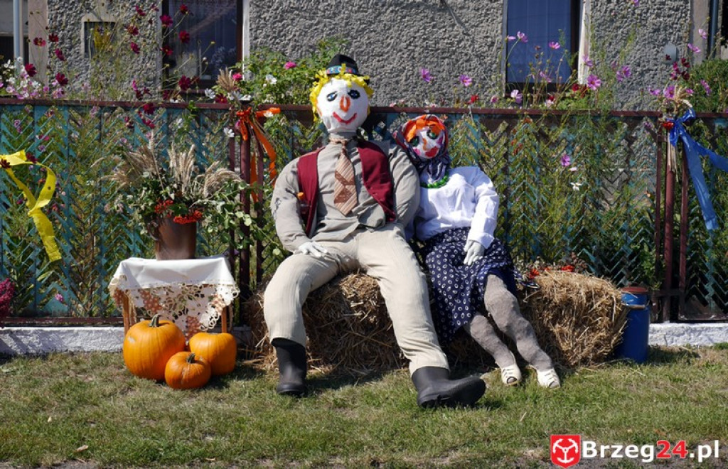 Gierszowice triumfowały u siebie - Fotorelacja z dożynkowego konkursu na najpiękniejszą koronę żniwną i na najładniejszą dekorację