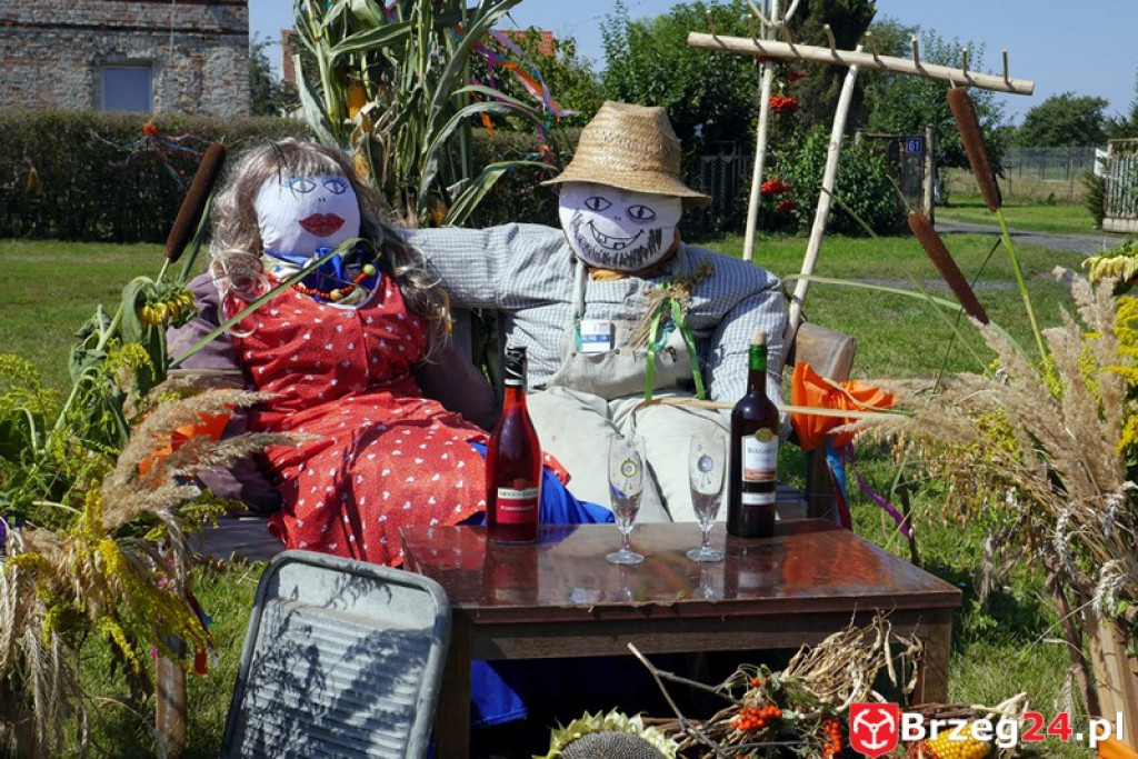 Gierszowice triumfowały u siebie - Fotorelacja z dożynkowego konkursu na najpiękniejszą koronę żniwną i na najładniejszą dekorację