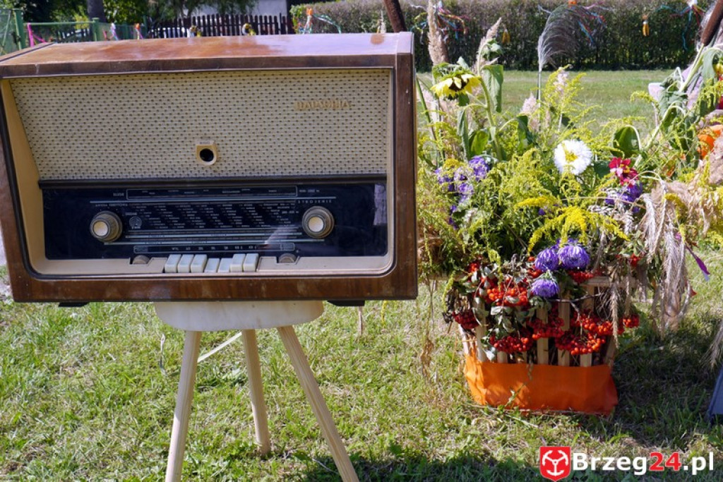 Gierszowice triumfowały u siebie - Fotorelacja z dożynkowego konkursu na najpiękniejszą koronę żniwną i na najładniejszą dekorację