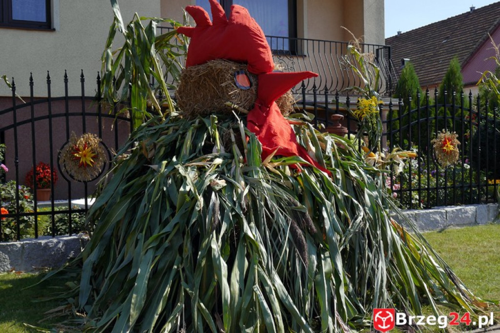 Gierszowice triumfowały u siebie - Fotorelacja z dożynkowego konkursu na najpiękniejszą koronę żniwną i na najładniejszą dekorację