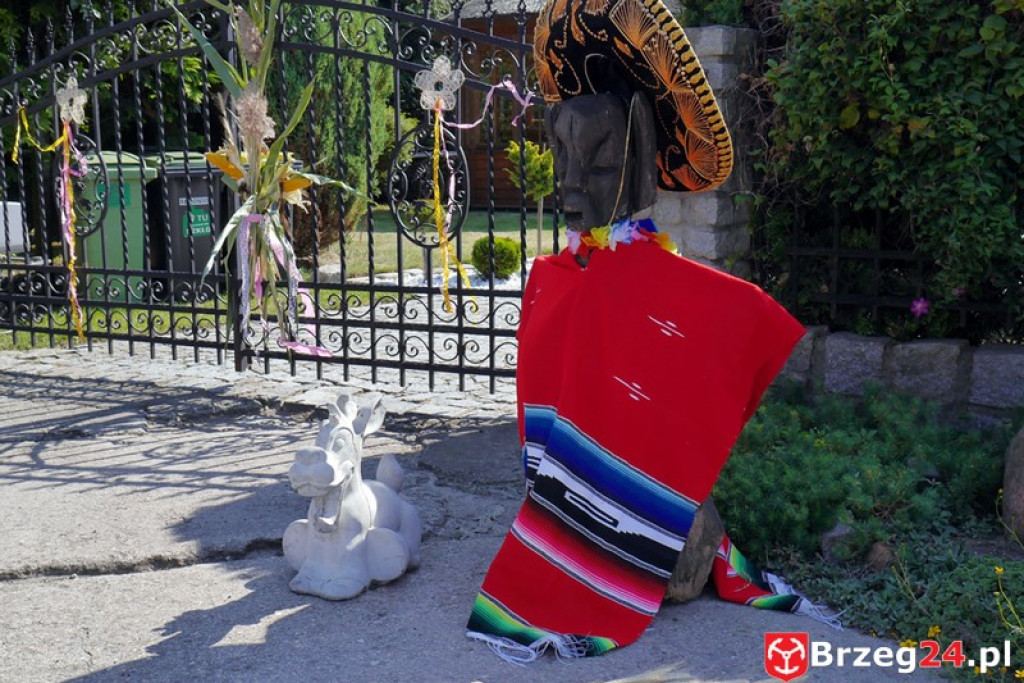 Gierszowice triumfowały u siebie - Fotorelacja z dożynkowego konkursu na najpiękniejszą koronę żniwną i na najładniejszą dekorację