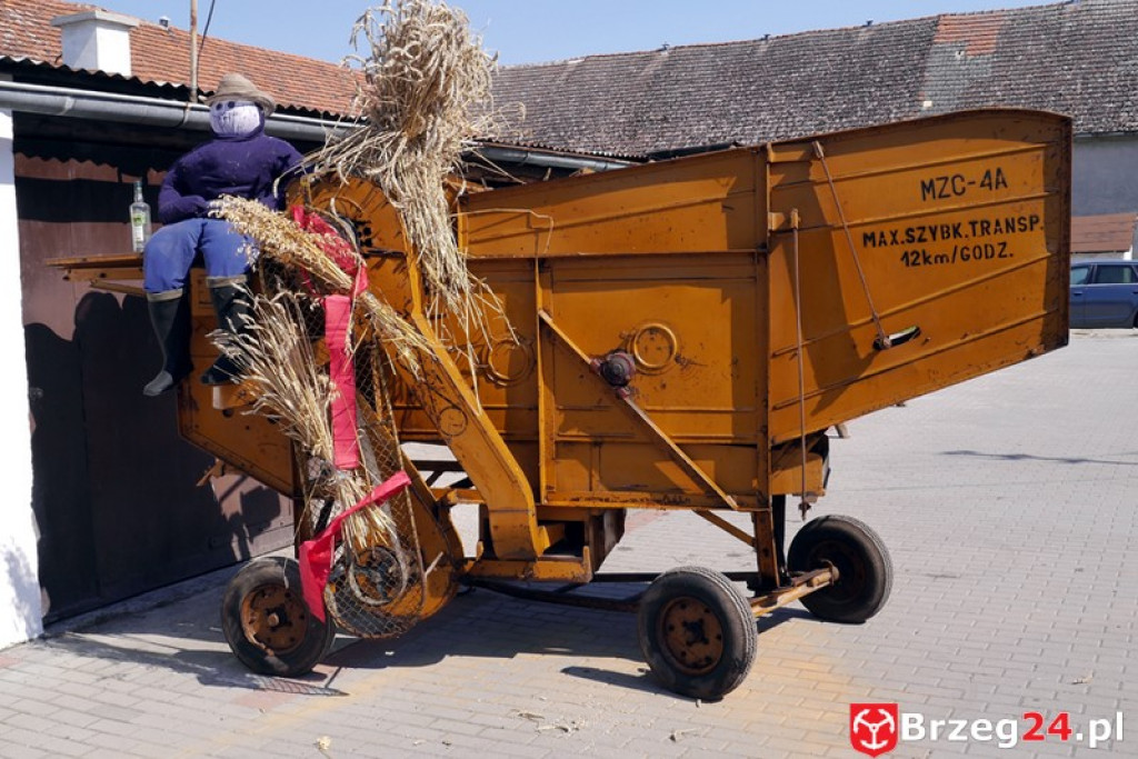 Gierszowice triumfowały u siebie - Fotorelacja z dożynkowego konkursu na najpiękniejszą koronę żniwną i na najładniejszą dekorację