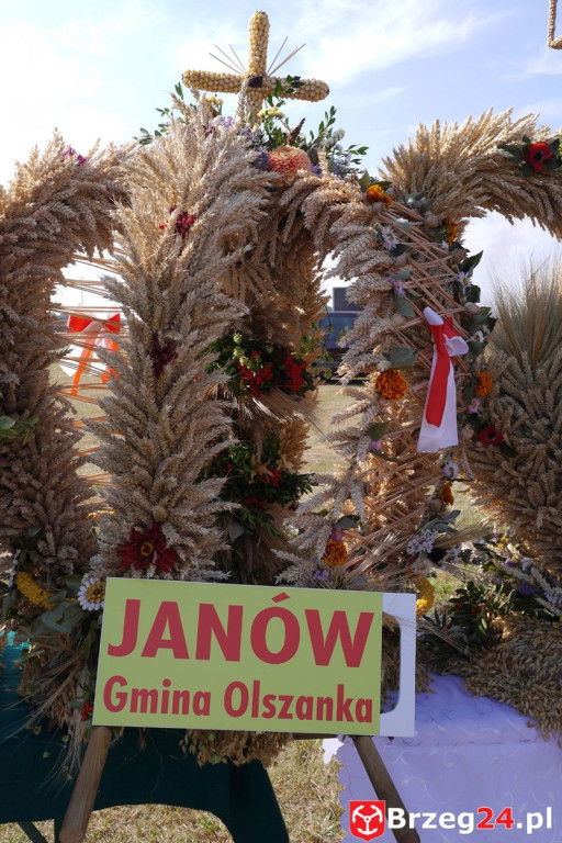 Gierszowice triumfowały u siebie - Fotorelacja z dożynkowego konkursu na najpiękniejszą koronę żniwną i na najładniejszą dekorację