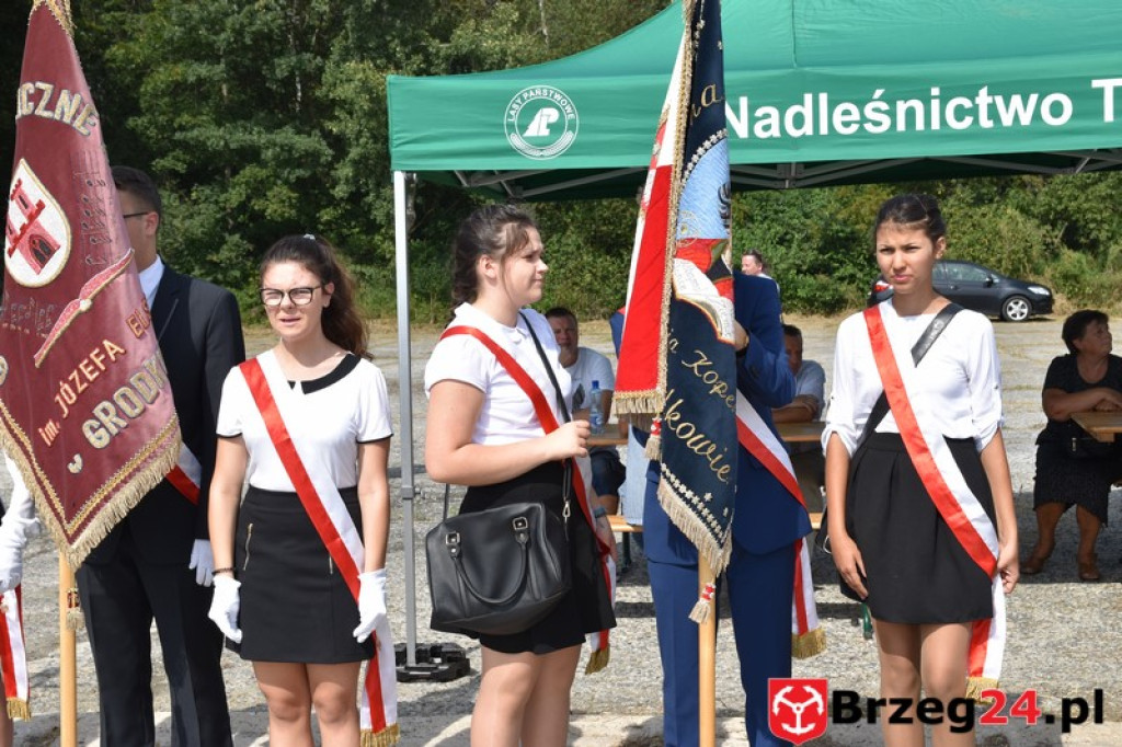 Obchody 70. rocznicy mordu Żołnierzy Wyklętych pod Starym Grodkowem [galeria zdjęć]