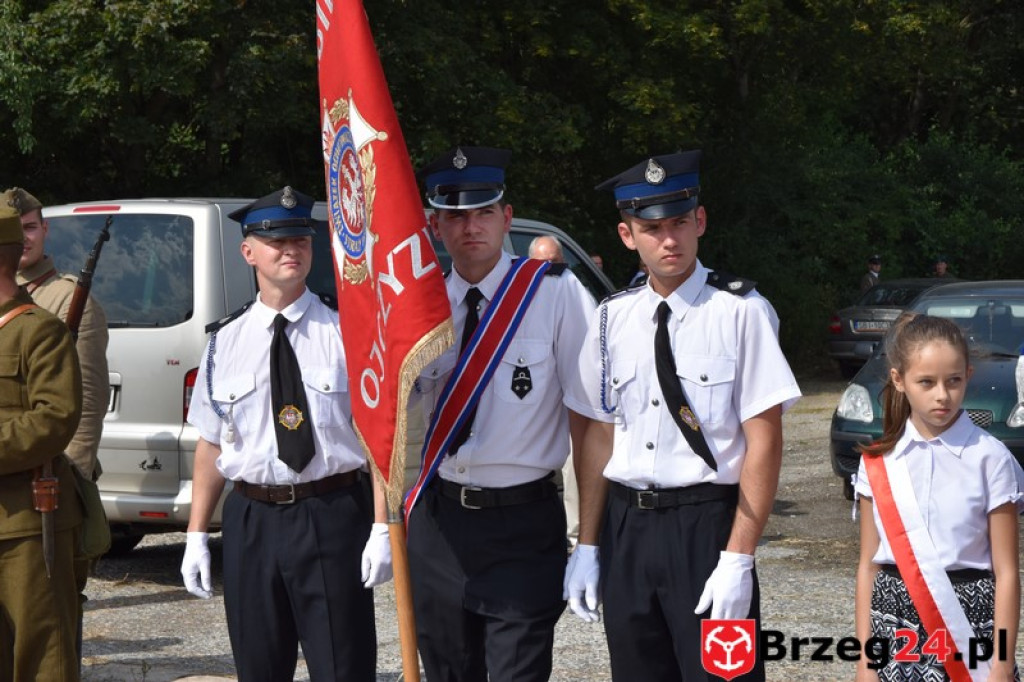 Obchody 70. rocznicy mordu Żołnierzy Wyklętych pod Starym Grodkowem [galeria zdjęć]