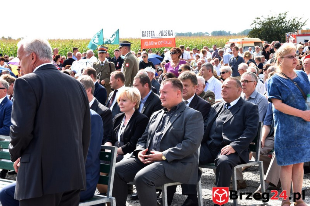 Obchody 70. rocznicy mordu Żołnierzy Wyklętych pod Starym Grodkowem [galeria zdjęć]