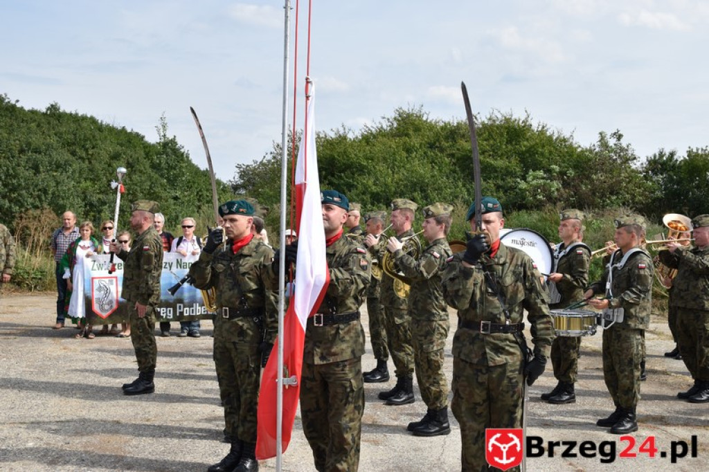 Obchody 70. rocznicy mordu Żołnierzy Wyklętych pod Starym Grodkowem [galeria zdjęć]