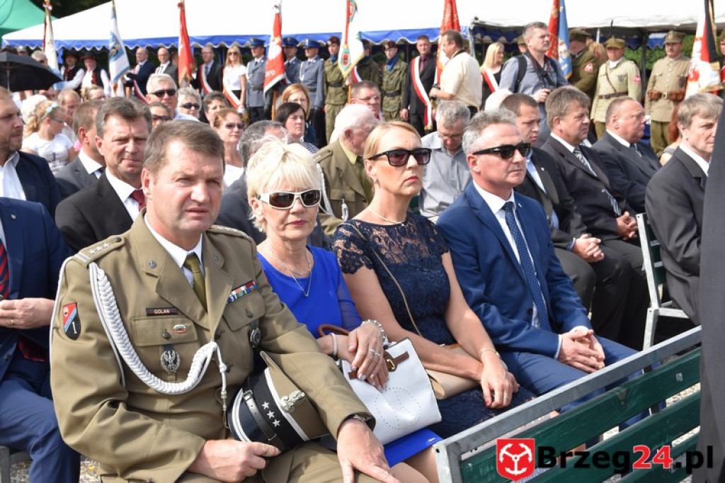 Obchody 70. rocznicy mordu Żołnierzy Wyklętych pod Starym Grodkowem [galeria zdjęć]