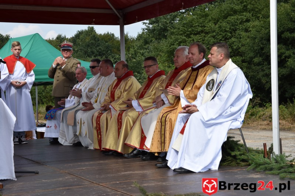 Obchody 70. rocznicy mordu Żołnierzy Wyklętych pod Starym Grodkowem [galeria zdjęć]