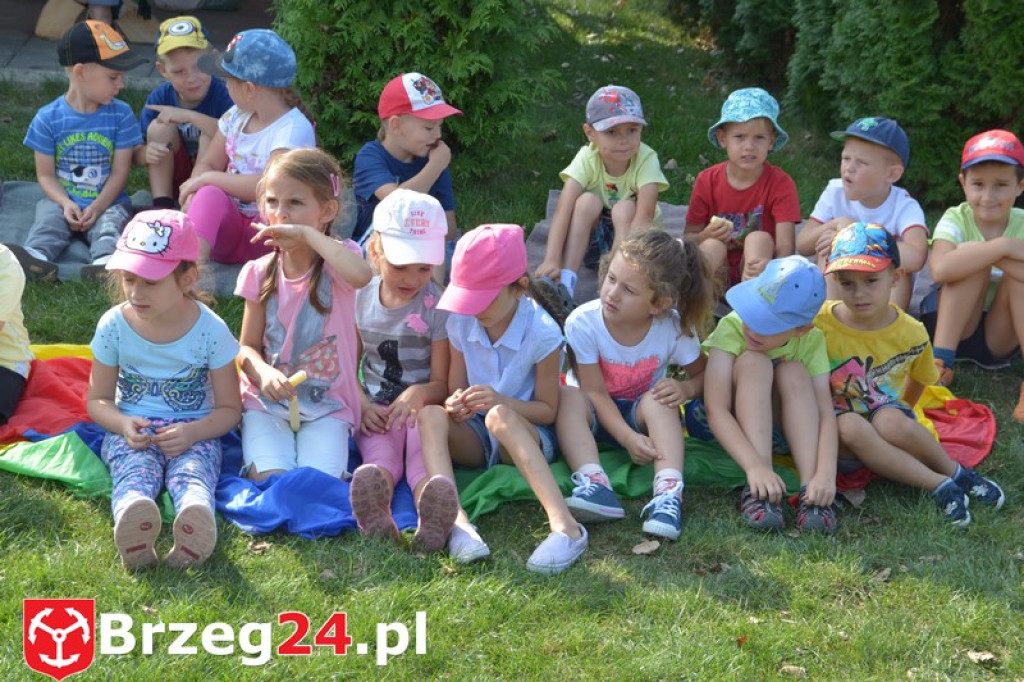 Przedszkolaki z Jedynki z wizytą w Przystani WOPR