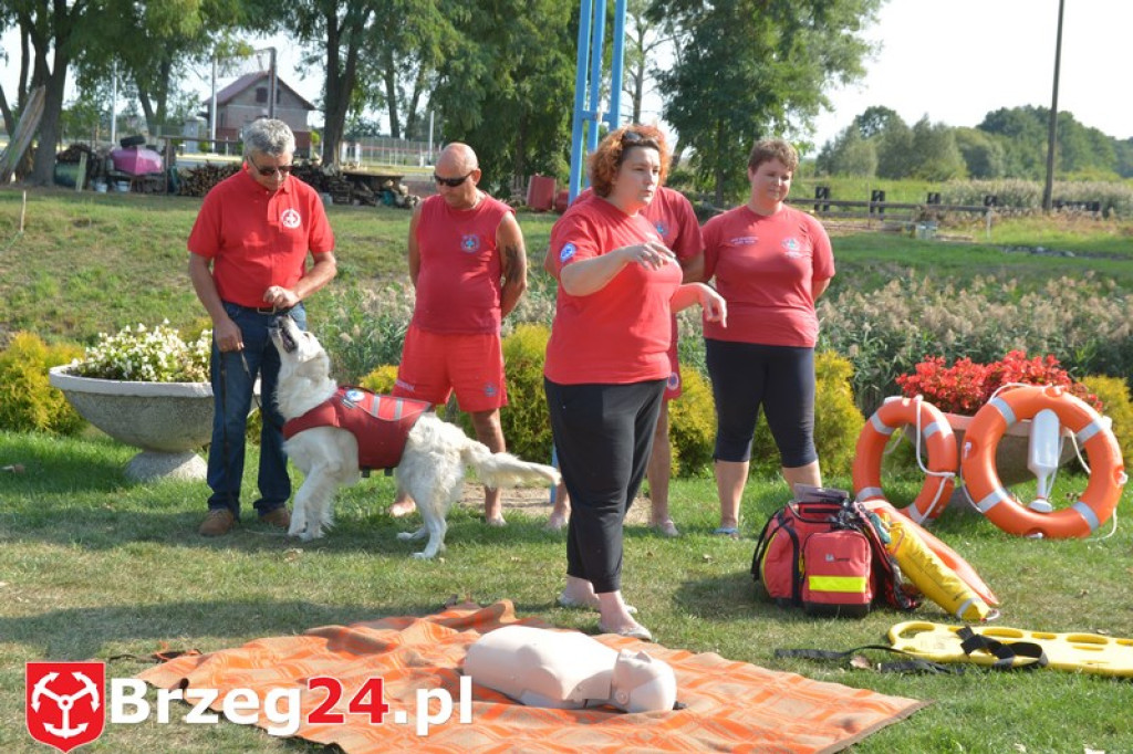 Przedszkolaki z Jedynki z wizytą w Przystani WOPR