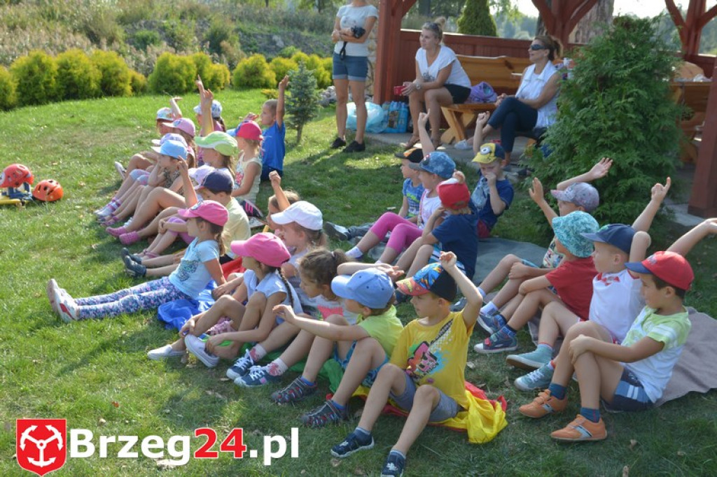 Przedszkolaki z Jedynki z wizytą w Przystani WOPR