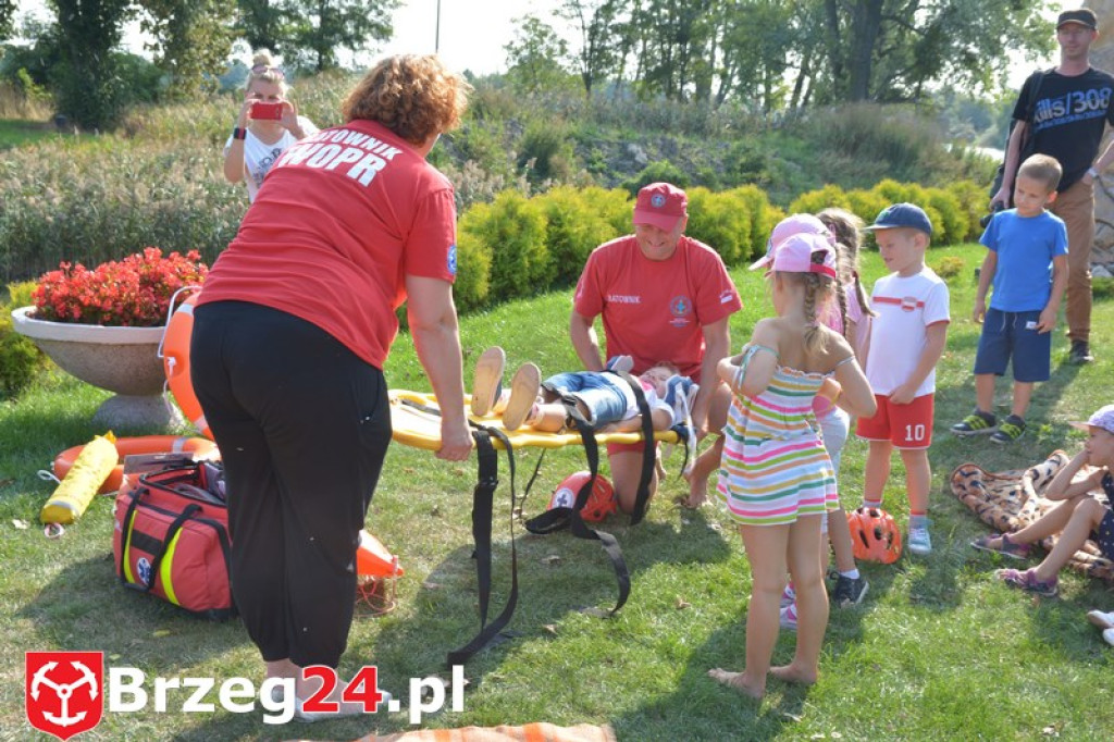 Przedszkolaki z Jedynki z wizytą w Przystani WOPR