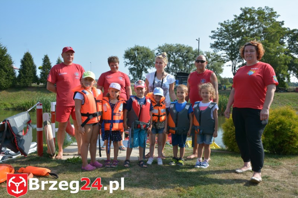 Przedszkolaki z Jedynki z wizytą w Przystani WOPR