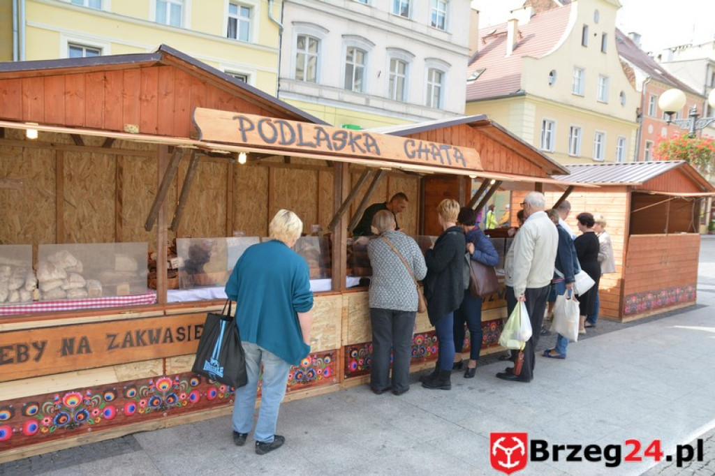 W Brzegu trwa Kresowy Jarmark Mariacki. Sobota będzie dniem koncertów