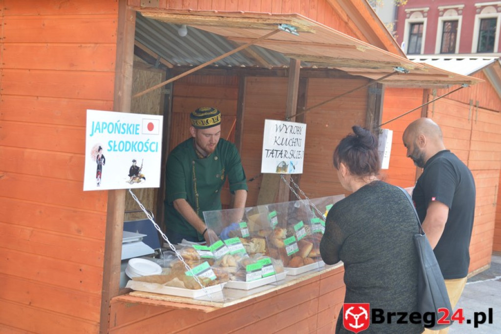 W Brzegu trwa Kresowy Jarmark Mariacki. Sobota będzie dniem koncertów