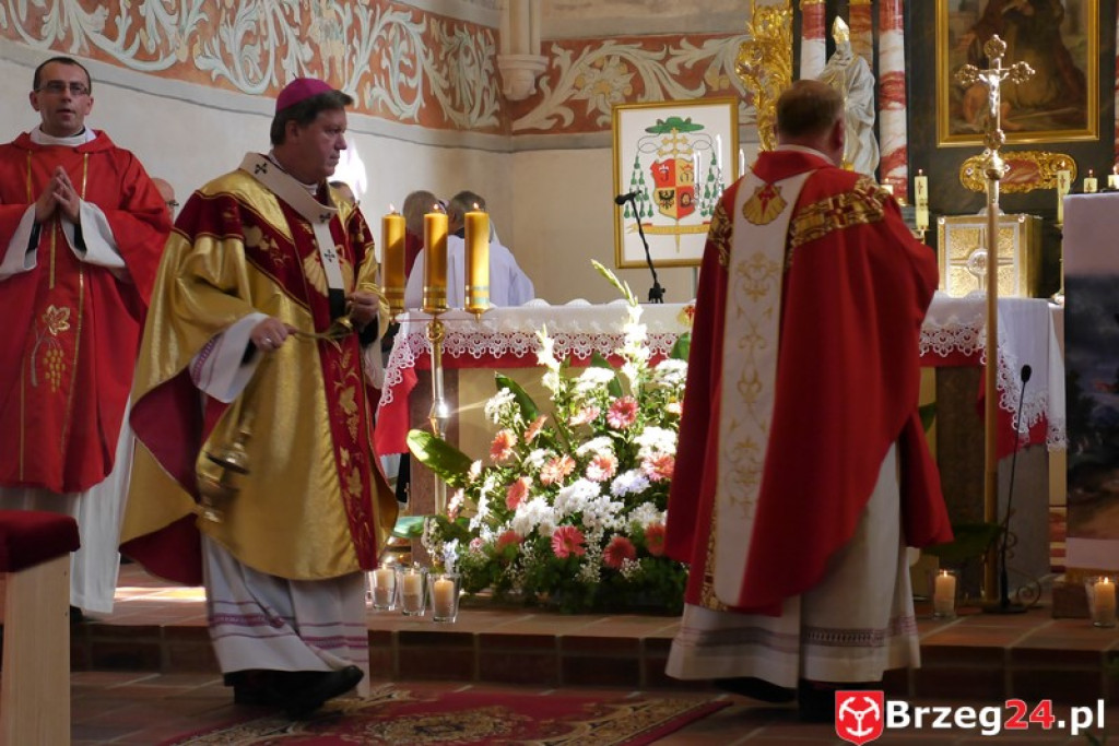 Diecezjalne Sanktuarium Św. Jakuba Apostoła w Małujowicach