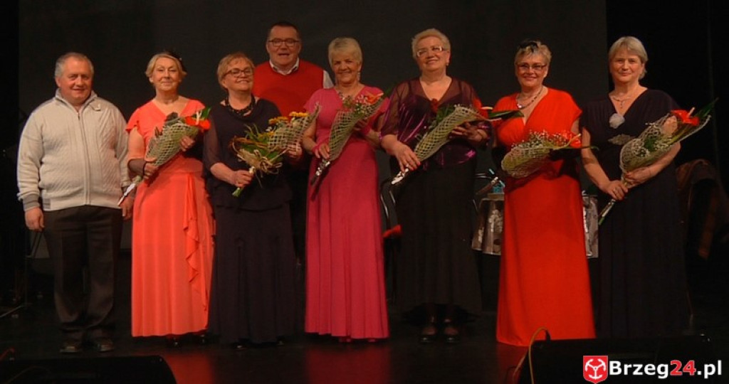 Słuchacze UTW  - a nam jest szkoda lata.....