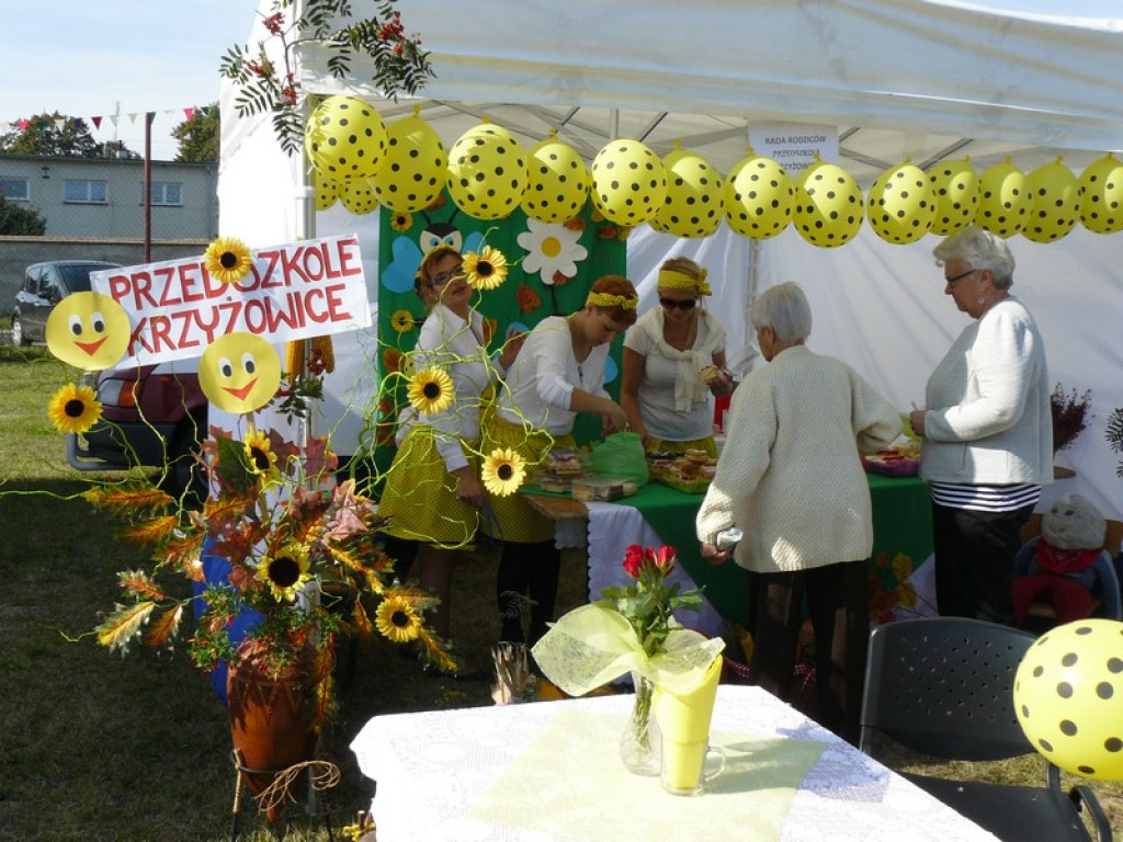 Występ dzieci z Publicznego Przedszkola w Krzyżowicach na XVI Europejskich Targach Chłopskich