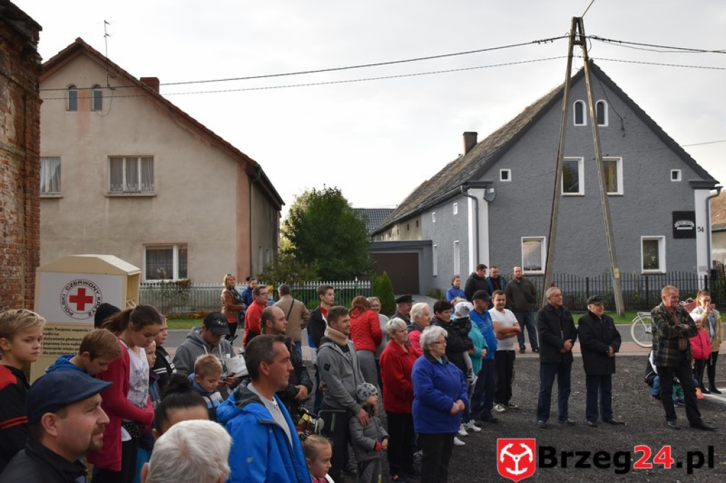 Strażacy z Czeskiej Wsi otrzymali nowy wóz bojowy