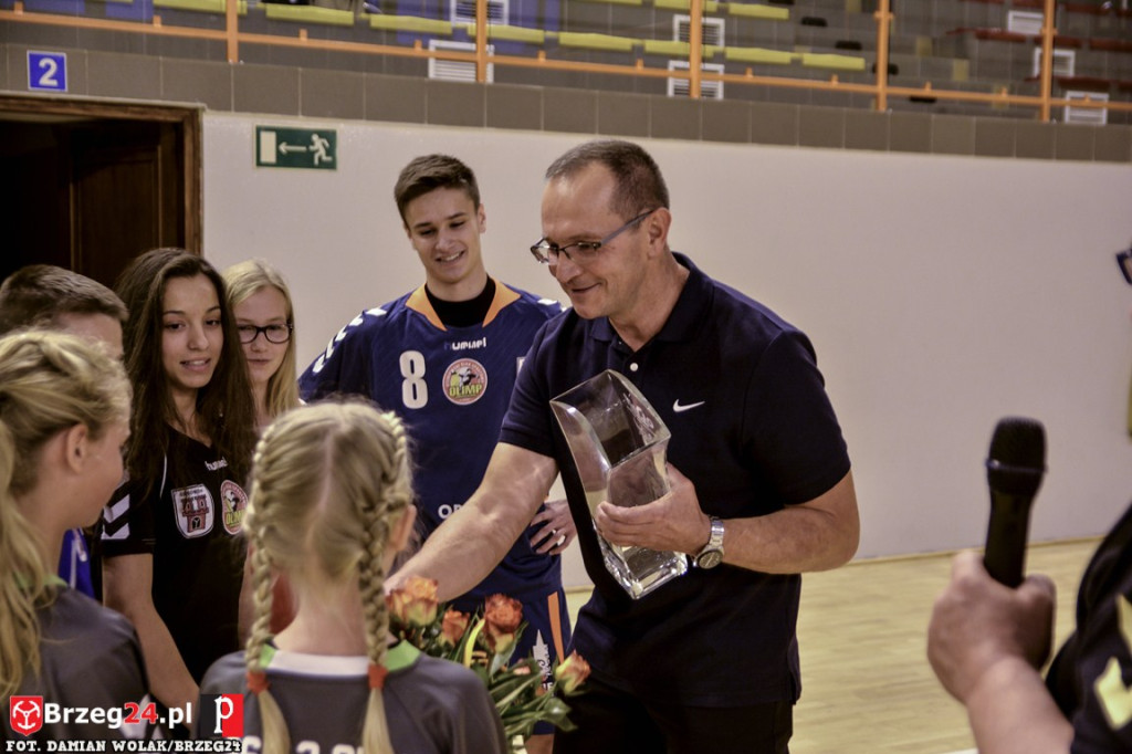 Olimp z Ostrovią na tarczy