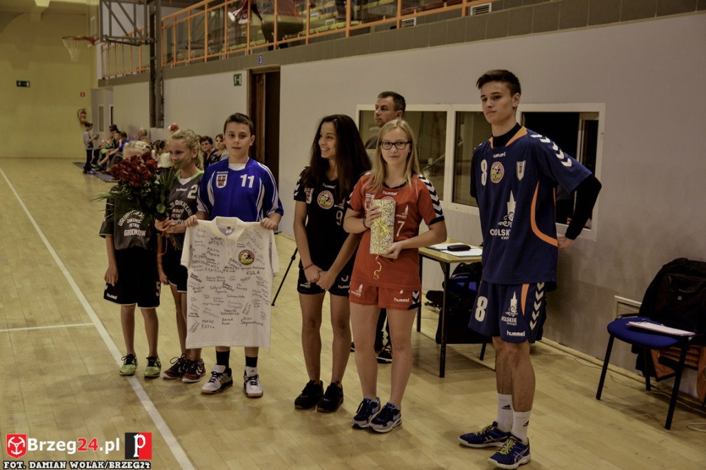 Olimp z Ostrovią na tarczy