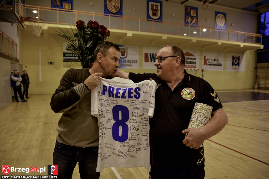 Olimp z Ostrovią na tarczy