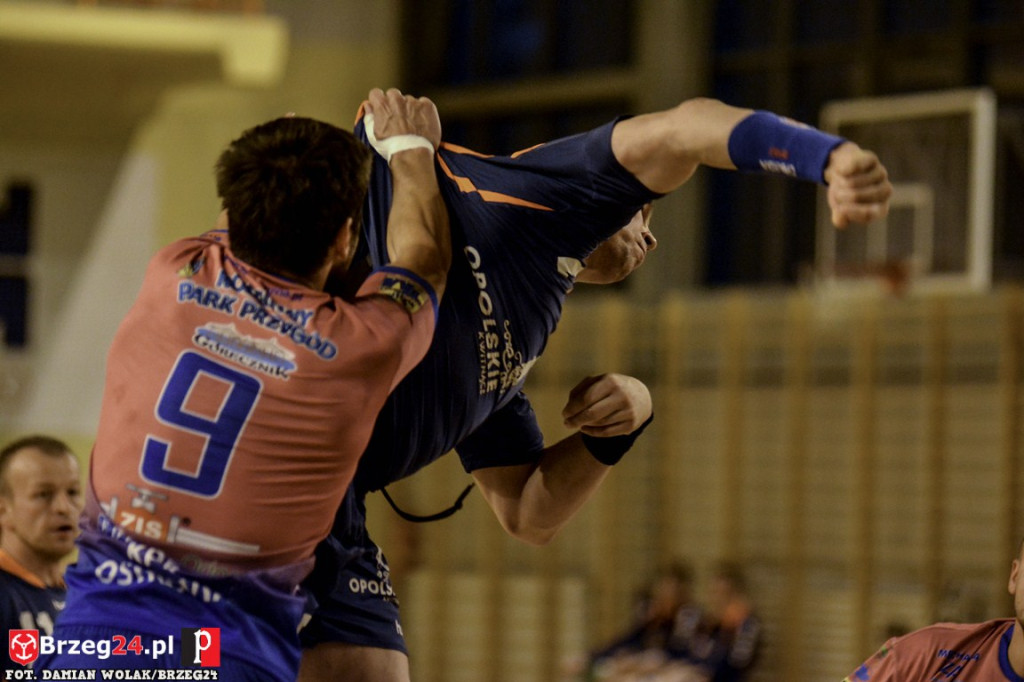 Olimp z Ostrovią na tarczy