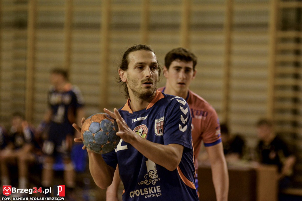 Olimp z Ostrovią na tarczy