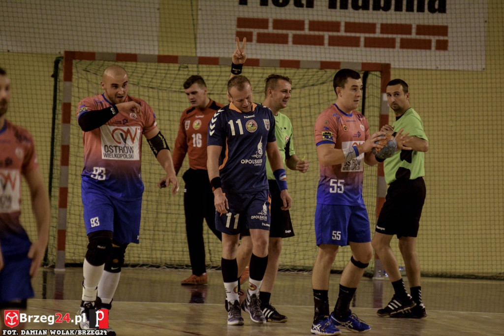 Olimp z Ostrovią na tarczy