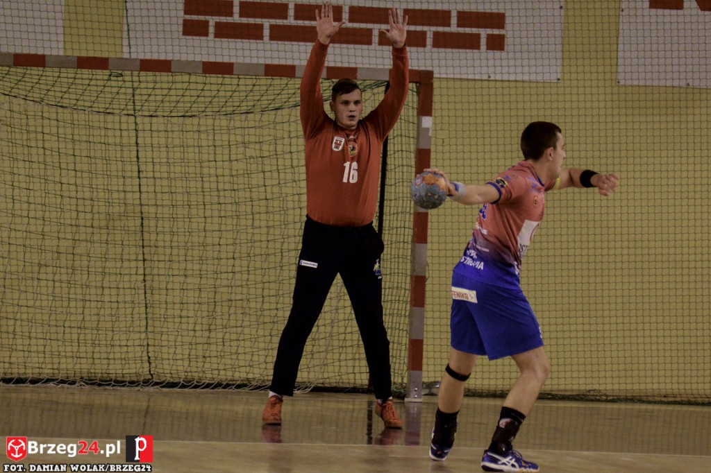 Olimp z Ostrovią na tarczy