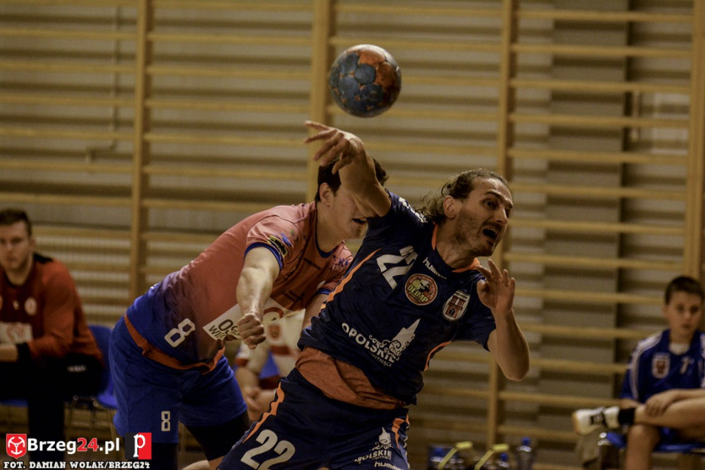 Olimp z Ostrovią na tarczy