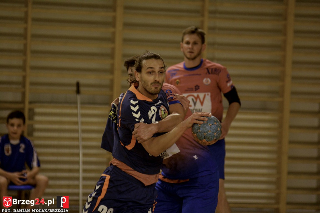 Olimp z Ostrovią na tarczy