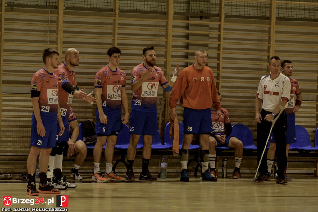 Olimp z Ostrovią na tarczy