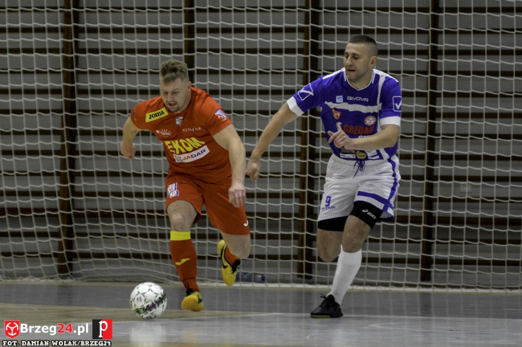 KS Gredar Futsal Team Brzeg remisuje z KS Ekom Futsal Nnowiny 5:5 (2:3)
