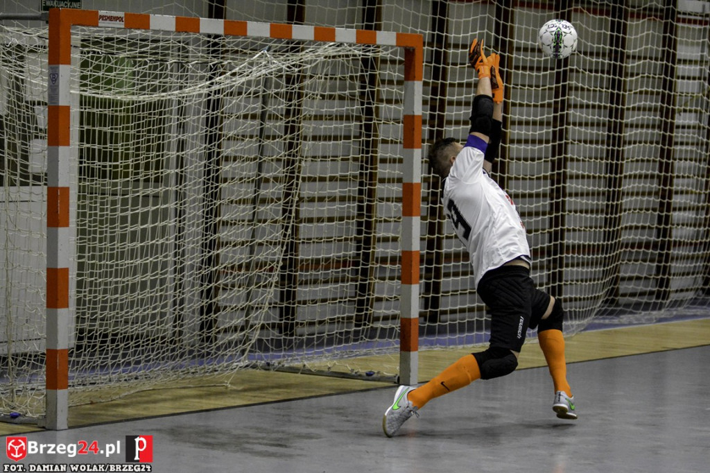 KS Gredar Futsal Team Brzeg remisuje z KS Ekom Futsal Nnowiny 5:5 (2:3)