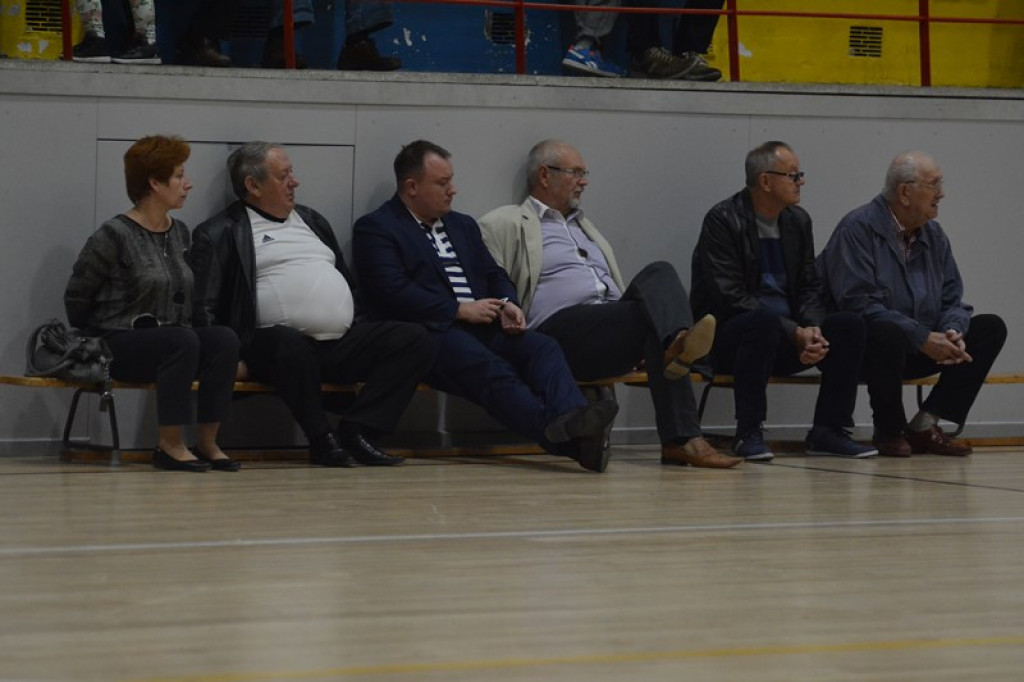 KSK Stal Brzeg wygrywa na inaugurację sezonu ! [galeria]