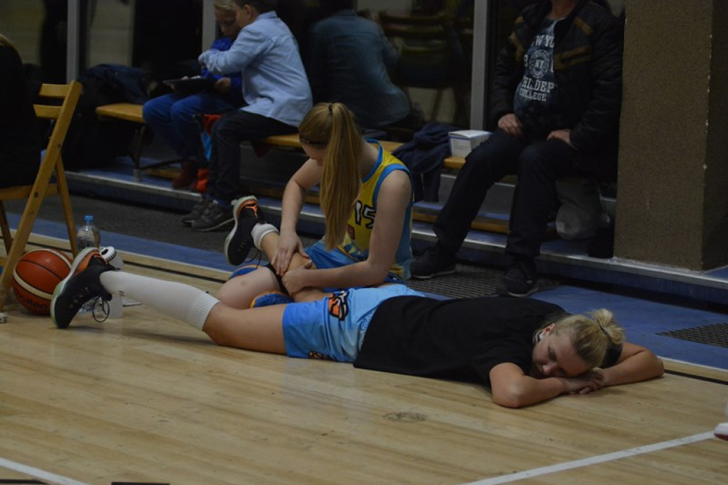 KSK Stal Brzeg wygrywa na inaugurację sezonu ! [galeria]