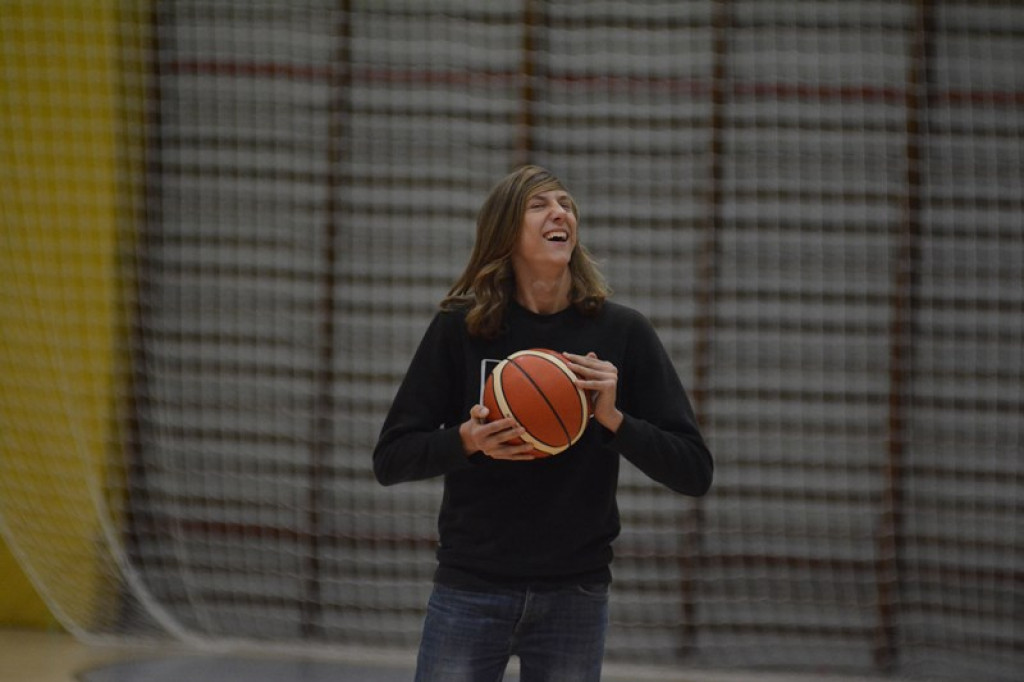 KSK Stal Brzeg wygrywa na inaugurację sezonu ! [galeria]